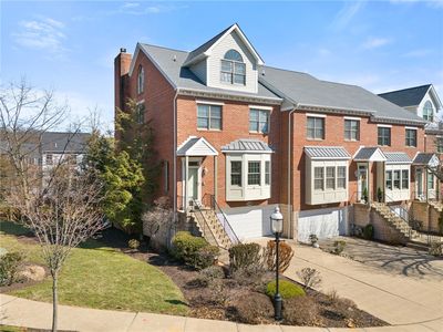 448 Highpointe Dr, Pittsburgh, PA, 15220