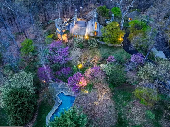 8606 Park Heights Ave, Stevenson, MD 21153