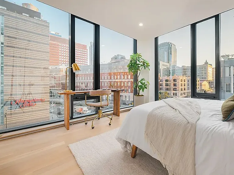 260 Gold St #801 — Photo 3