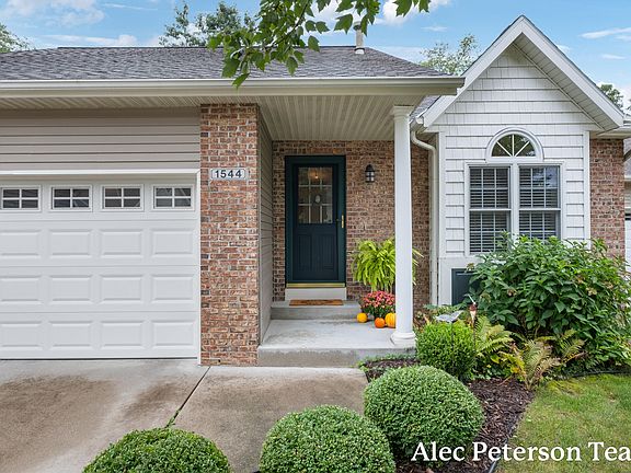 2nd image of 1544 Beechtree Cmns