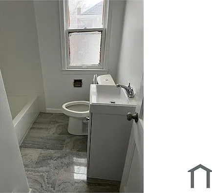 15011 Freeland St — Photo 13
