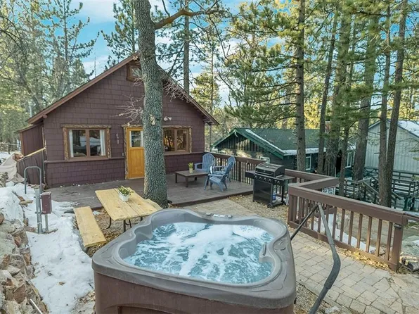 868 Highland Ln, Big Bear Lake, CA 92315