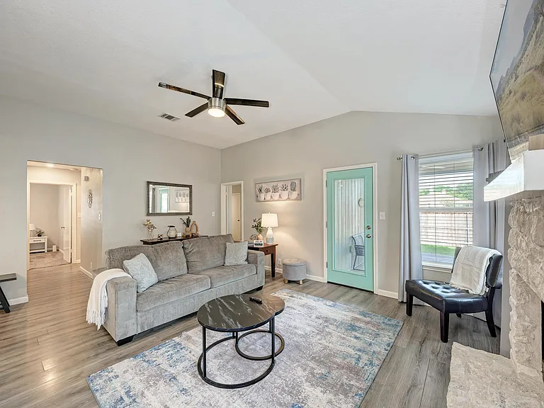 2022 Balsam Way — Photo 9