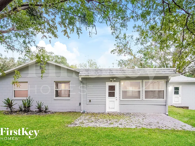 7207 Skipper Ct — Photo 14