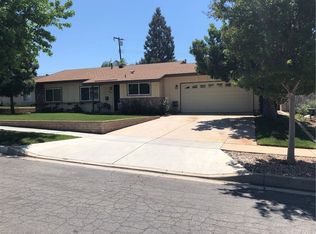 35271 San Pablo Dr, Yucaipa, CA 92399