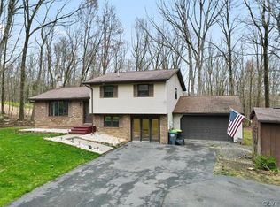 532 Executive Dr, Stroudsburg, PA 18360