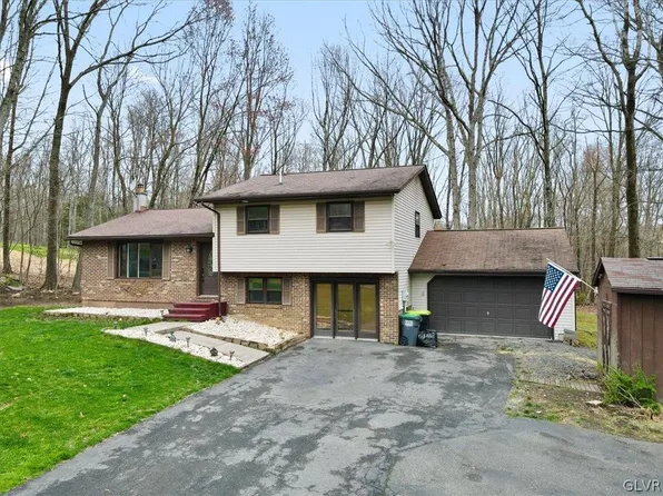 532 Executive Dr, Stroudsburg, PA 18360