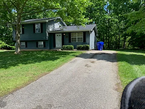 1700 Overcup Oak Ct photo 1