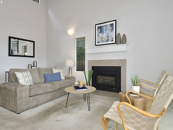 5th image of 3828 Botticelli St