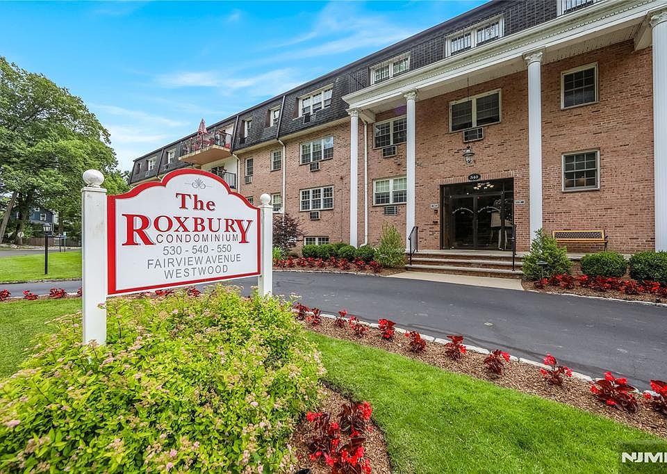1st image of 540 Fairview Ave APT 102