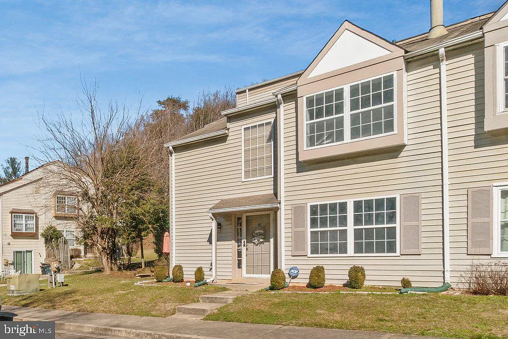 2 bed, 2.5 bath, 1420 sqft, $2,950 — Photo 4