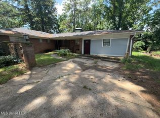 351 Elms Court Cir, Jackson, MS 39204