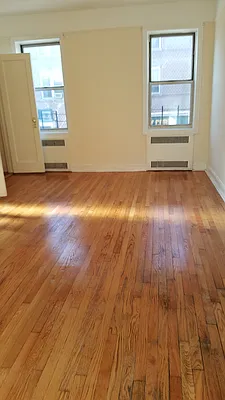 Rented by Smart NY Realty LLC | media 11