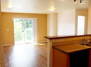 422 NE Maiden Ln APT 6, Pullman, WA 99163