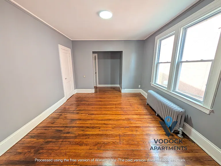 1069 Capitol Ave — Photo 7
