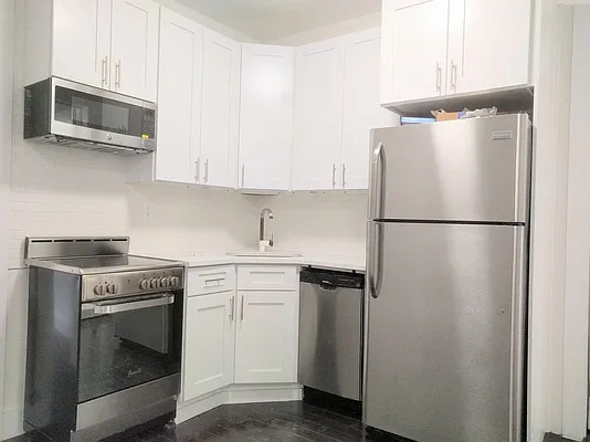 Rented by Zuz Realty | media 13