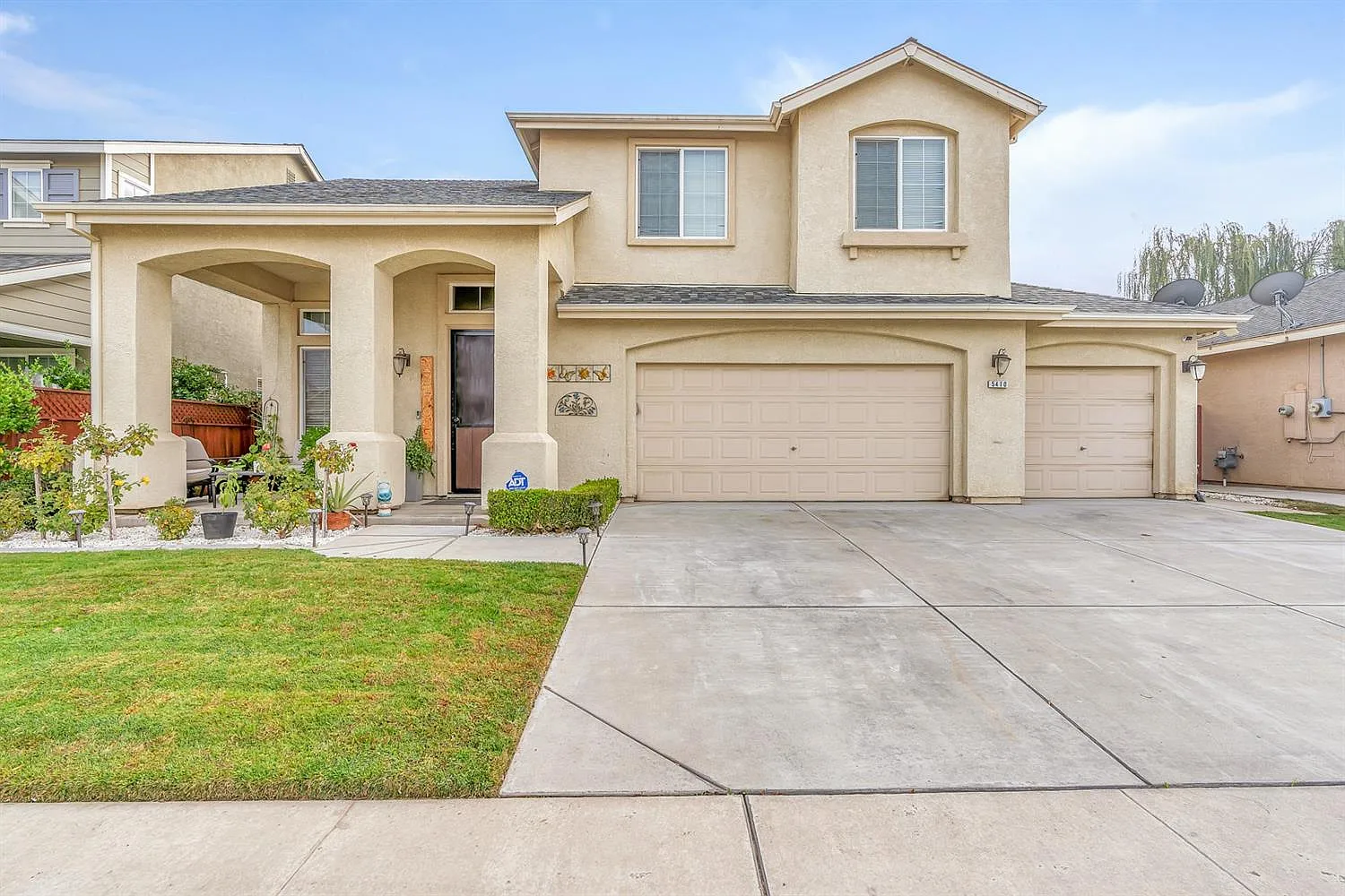 5410 Leandra Ct photo 1