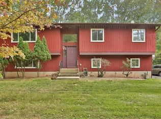 620 Gateway Ave, Valley Cottage, NY 10989