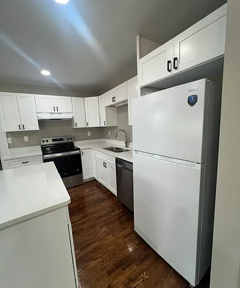 449 Northside Dr — Photo 11