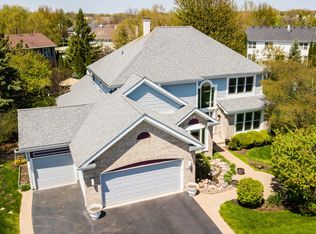 1334 Saddlebrook Rd, Bartlett, IL 60103