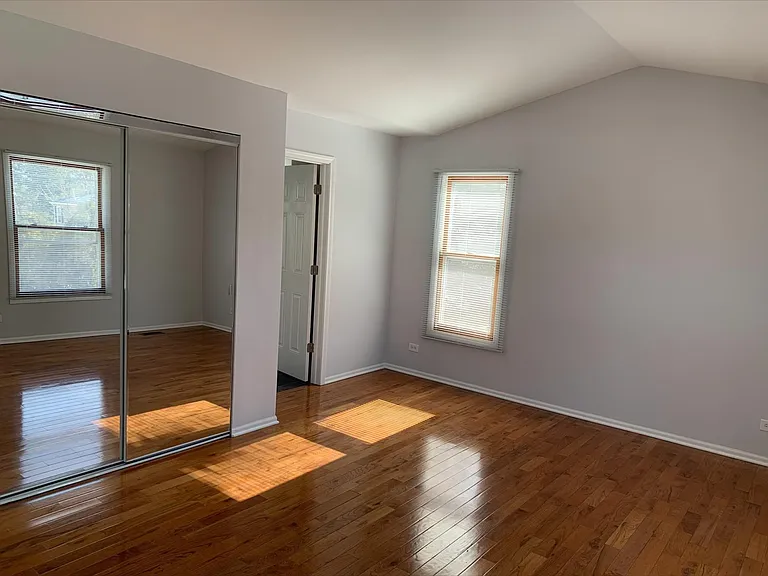 49 N Royal Oak Dr — Photo 8