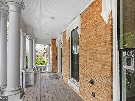 2nd image of 2009 Columbia Rd NW #3