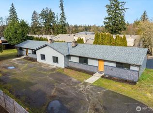 1329 Beach Ave, Marysville, WA