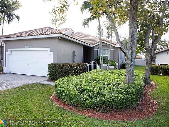 3rd image of 2470 Aragon Blvd Unit 3