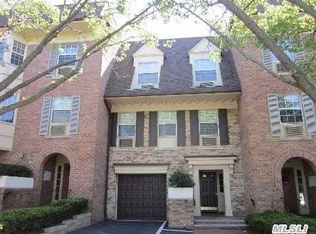 20550 Brian Cres #3, Bayside, NY 11360