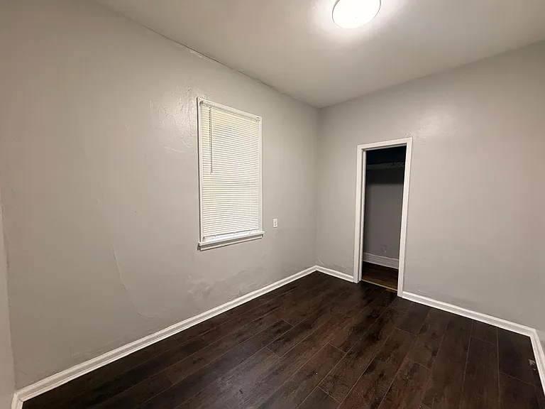 2905 Elm St — Photo 14