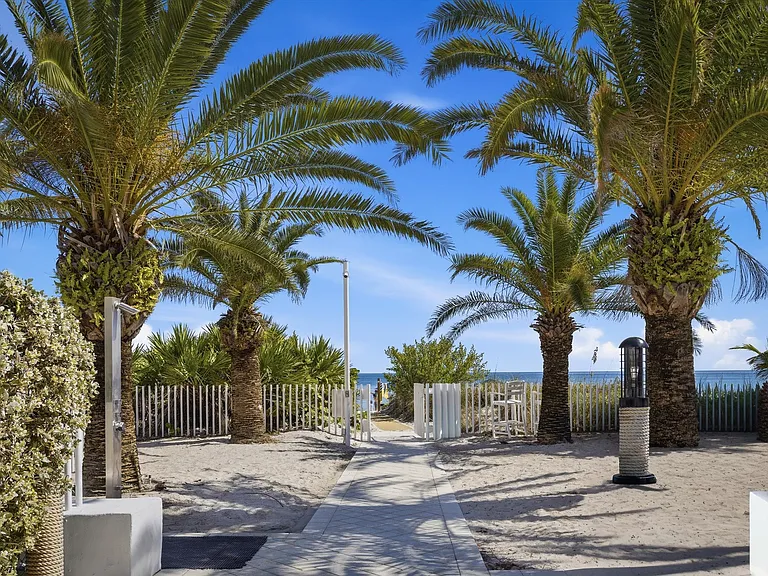 613 Ocean Dr #5D — Photo 16