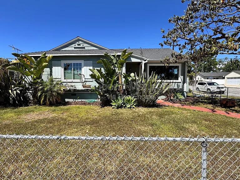 517 Valmore Ave — Photo 9