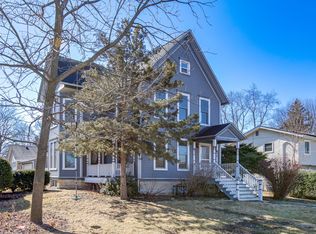304 W Washington St, West Chicago, IL 60185