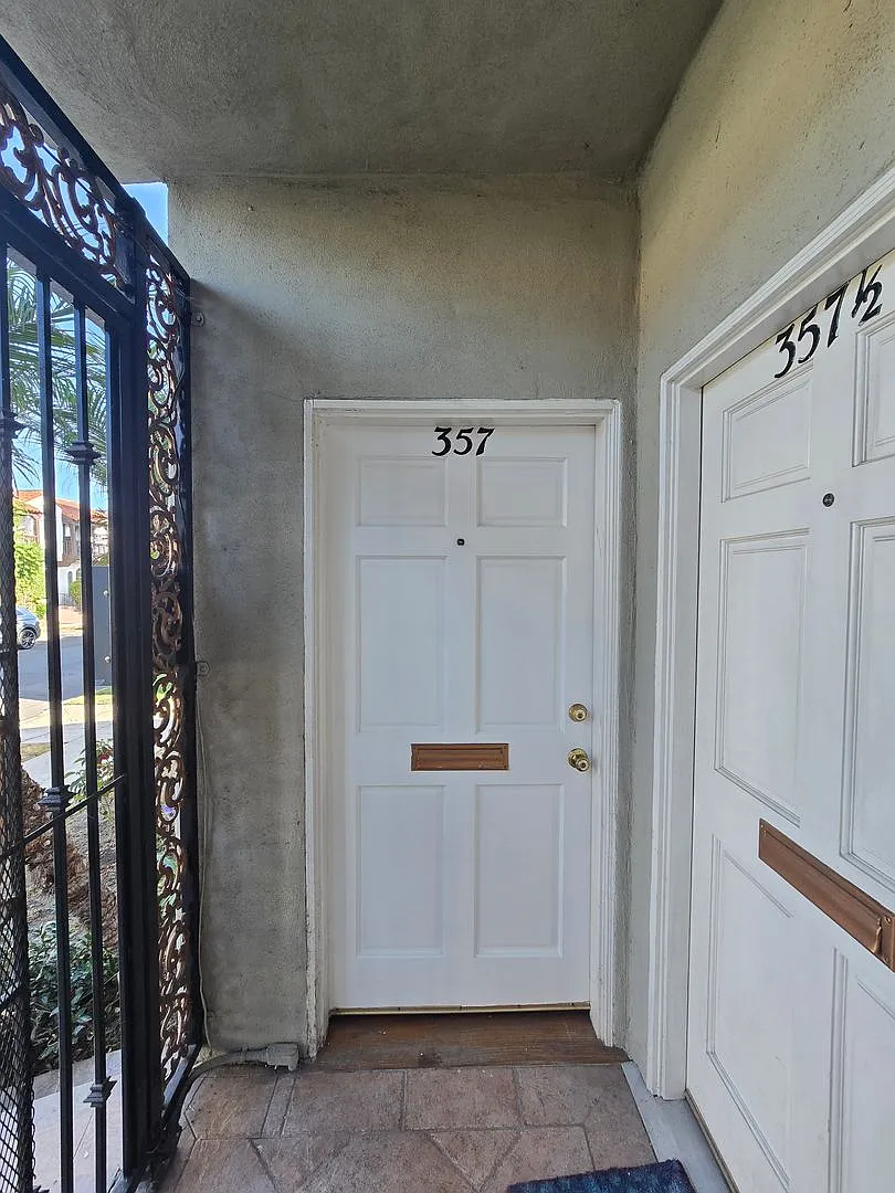 Ogden Apartment — Photo 3