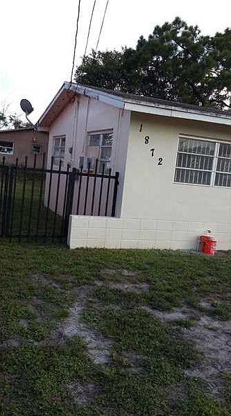 1st image of 1872 NW 152nd Ter