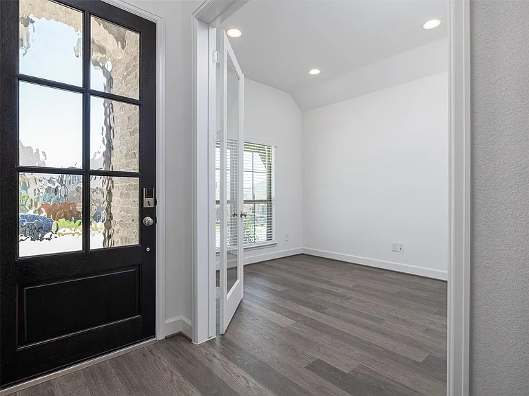 217 Gary Wayne Dr — Photo 3