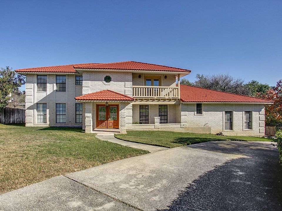 1st image of 3923 Fawnridge Dr