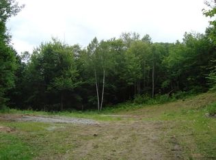 667 Otto Merrill Rd, South Royalton, VT 05068