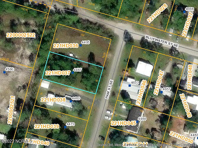 2nd image of 4487 Pam Street SE