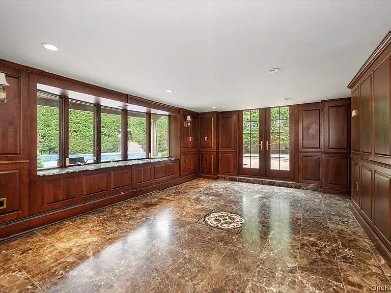 47 Shoreham Rd — Photo 15