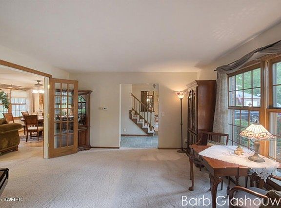 4th image of 3279 Hidden Hills Ct SE