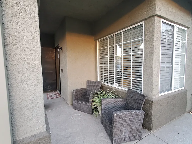8008 Bridgeburn Ct — Photo 4