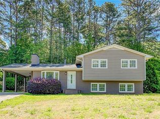 325 Arphenia Dr, West Union, SC 29696