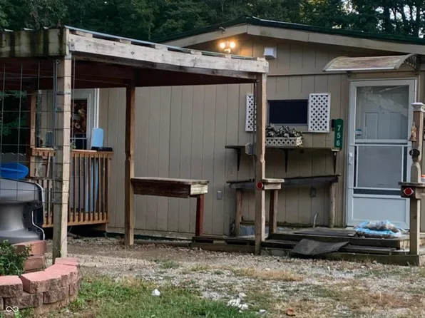 756 Tudor Pl, North Vernon, IN 47265