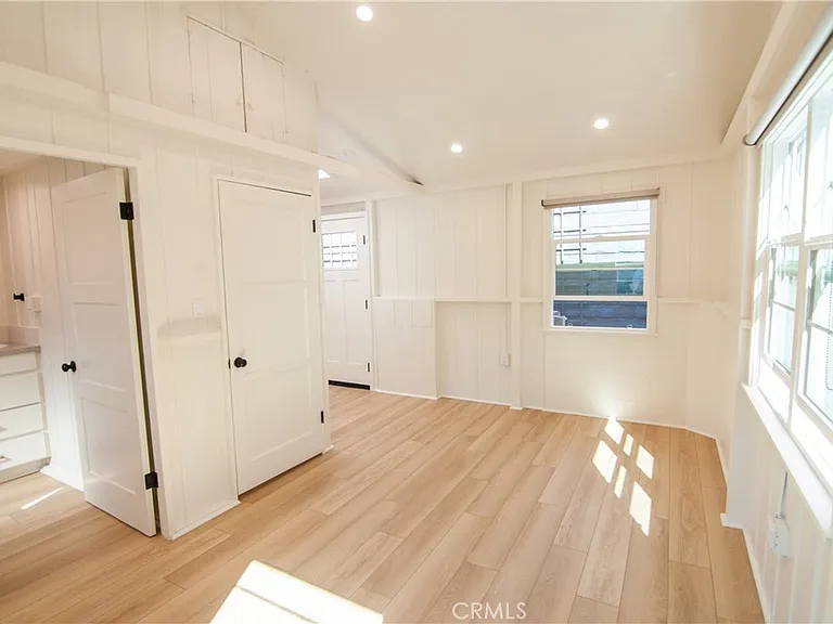 1145 N Coast Hwy #C — Photo 6