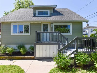 5623 W Michigan St, Wauwatosa, WI, 53213