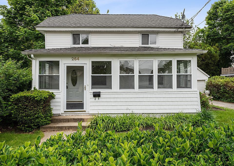 1st image of 264 Oakview Ave