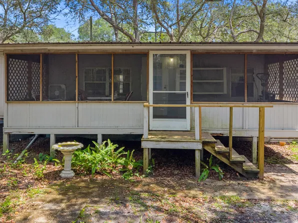 86 SE 905th St, Old Town, FL 32680