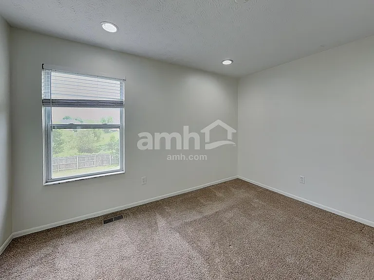 7722 Brunfield Dr — Photo 15