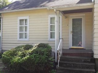 240 8th St #A, Elyria, OH 44035